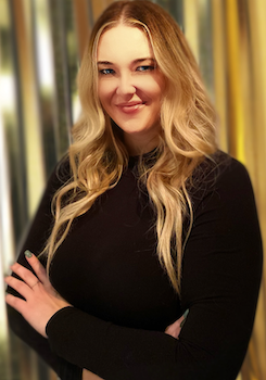 Photo of Sarah Wobig, LAc
